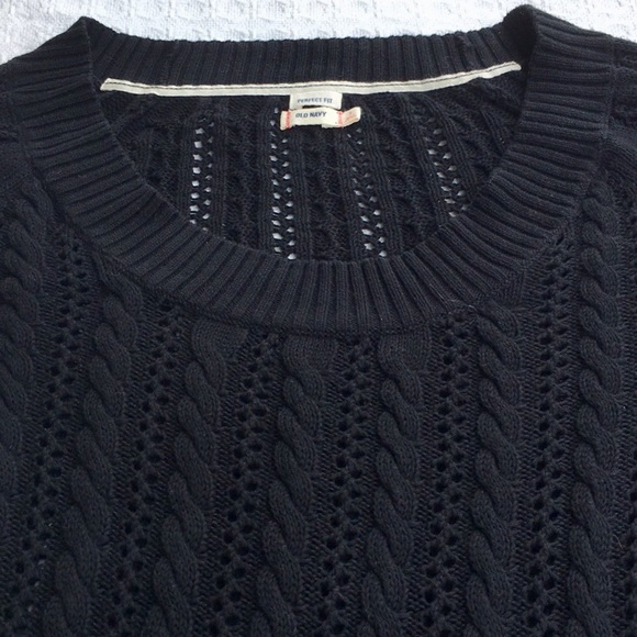 Old Navy Sweaters - OLD NAVY PERFECT FIT OPEN WEAVE CABLE KNIT SWEATER
